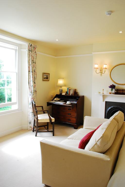 Whimple Larkbeare Grange Bed And Breakfast الغرفة الصورة