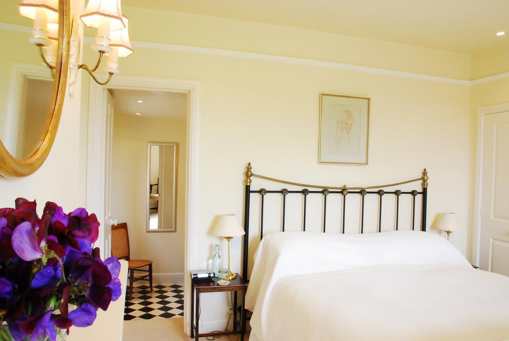 Whimple Larkbeare Grange Bed And Breakfast الغرفة الصورة